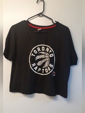 NBA Black/Red Toronto Raptors Tshirt - size medium